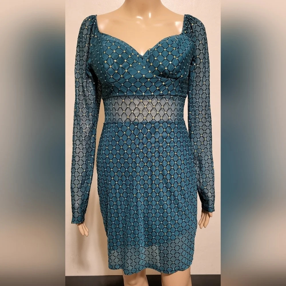 AUW Women's Dress (Size L)
